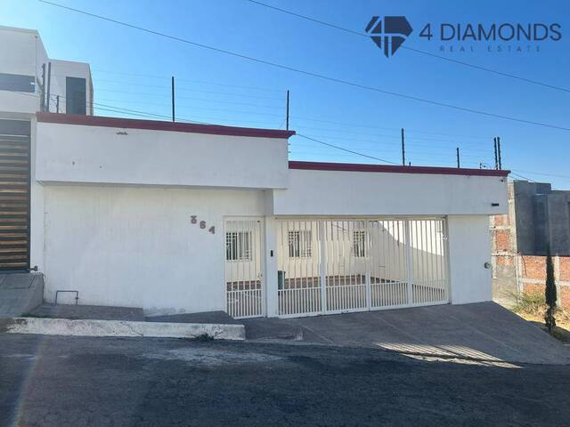 #FPA005 - Casa para Venta en Irapuato - GT