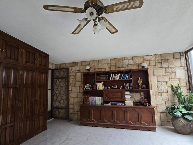 #54 - Casa para Venta en Irapuato - GT